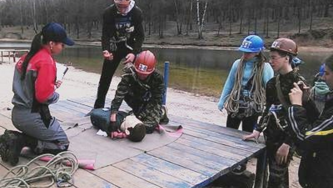В Казани проходят городские детские соревнования «Школа безопасности»