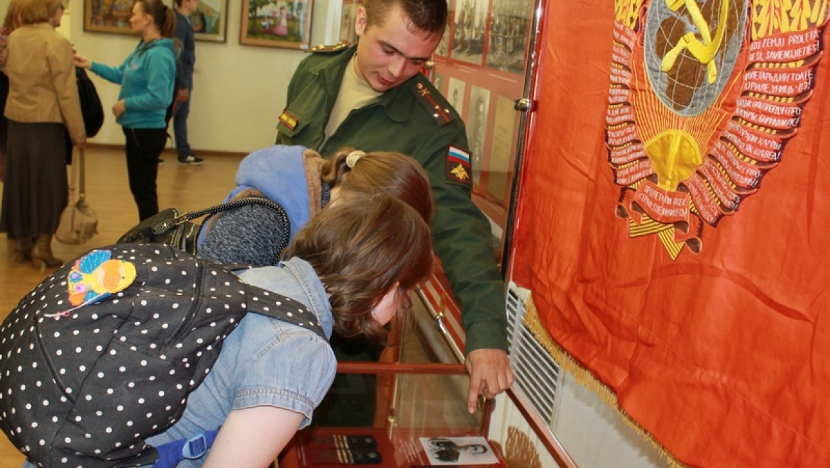 В Казани открылась выставка истории Краснознаменного Центрального военного округа