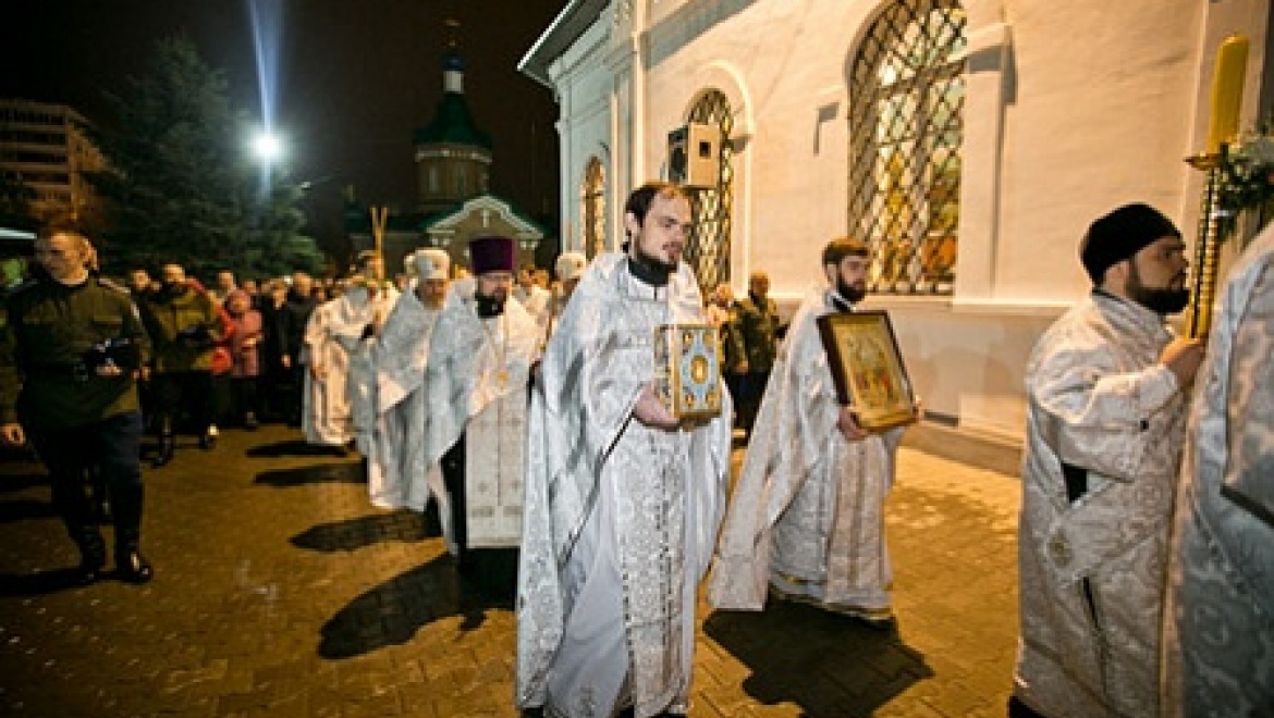  Сотни тысяч жителей Оренбургской области встретили праздник Пасхи