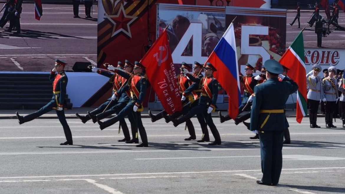 Р.Минниханов: «Мы, как и поколение победителей, всегда будем защищать интересы Родины»