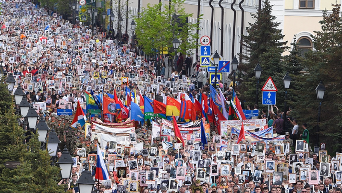 Акция памяти «Бессмертный полк» собрала в Казани 45 тысяч участников
