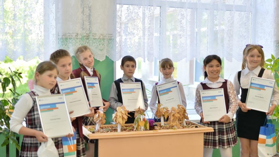 «Газпромнефть-Оренбург» наградил школьников за заботу о природе   