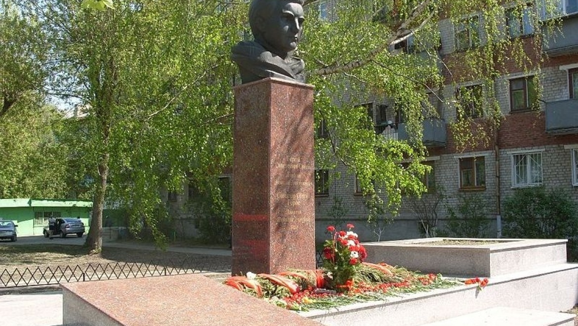 19 мая в казанском поселке Дербышки отметят 100-летие Николая Липатова