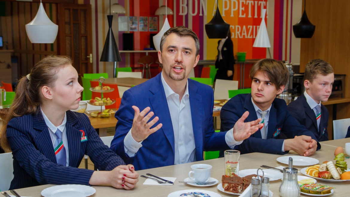 Дамир Фаттахов стал гостем «Делового завтрака» в школе №146