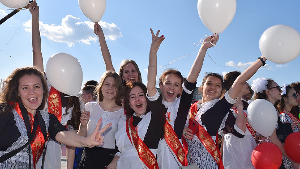 На Кремлевской набережной в Казани прозвучит «последний звонок» для 5,5 тысяч выпускников