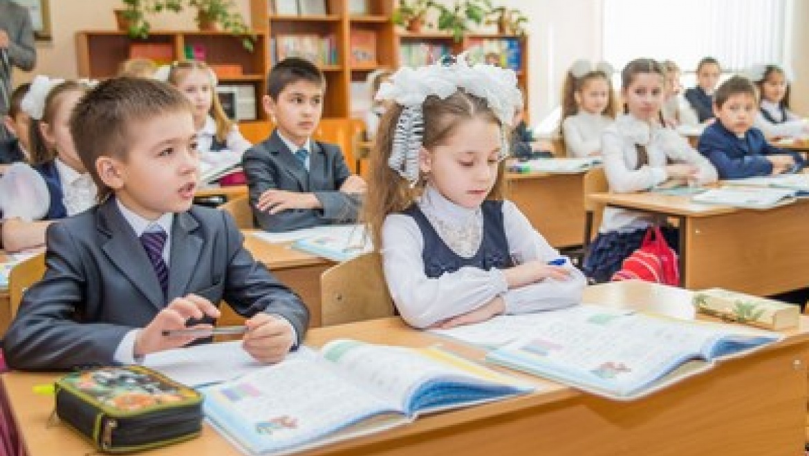Учителя русского языка и литературы пройдут переподготовку по новым программам