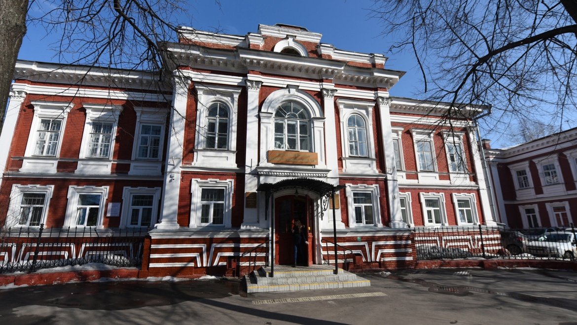 В центре Казани силами волонтеров восстановят фасады трех деревянных домов