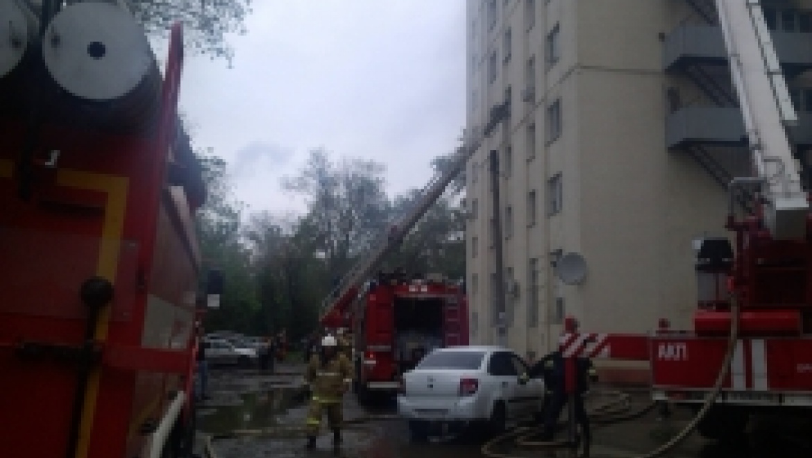 Пожар в общежитии: 203 человека эвакуированы, пострадавших нет