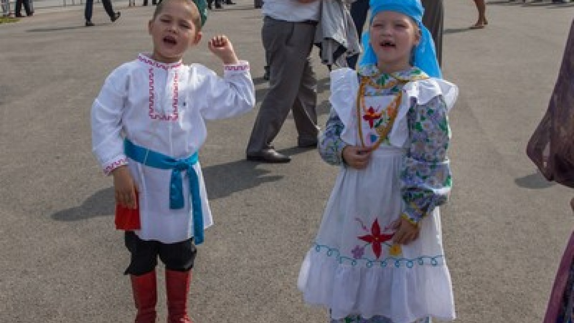 В Казани прошел фестиваль «Зур уеннар»