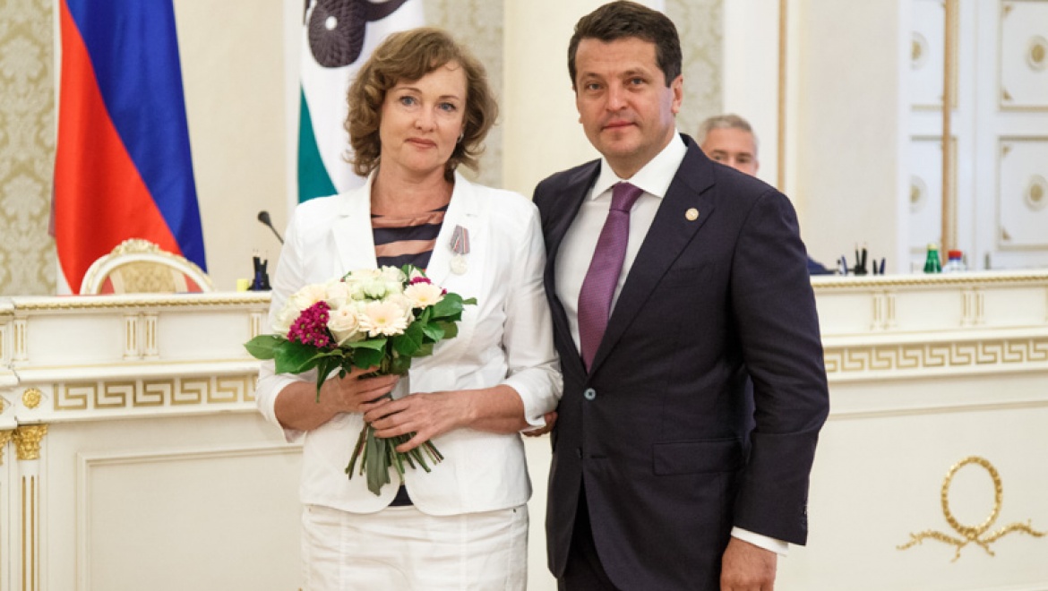 И.Метшин вручил городские и республиканские награды на заседании VIII сессии Казгордумы