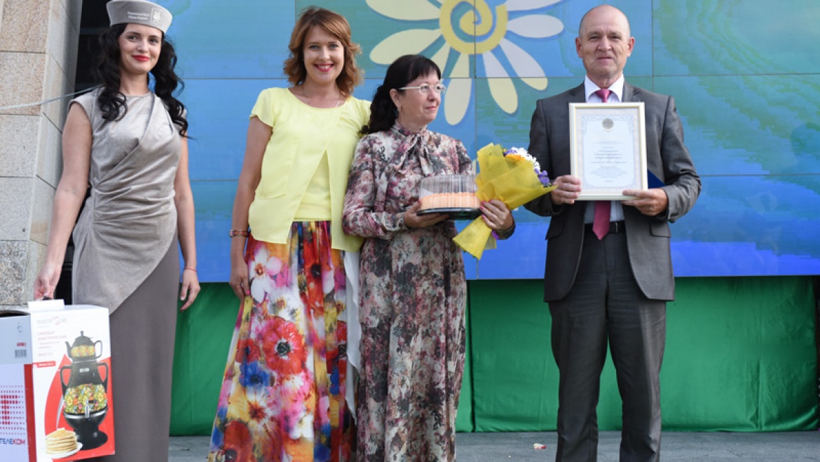 Почетные семьи Казани наградили медалью «За любовь и верность»