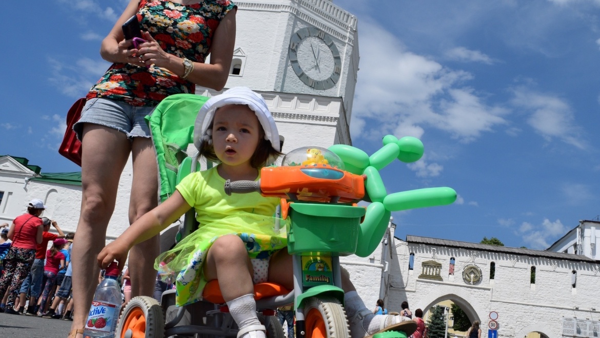 Кукольный театр казань зима. Казань отдых с детьми. Казань детский развлекательный центр. Куда сходить с ребенком в казани завтра. Куда сходить с ребенком в казани завтра.