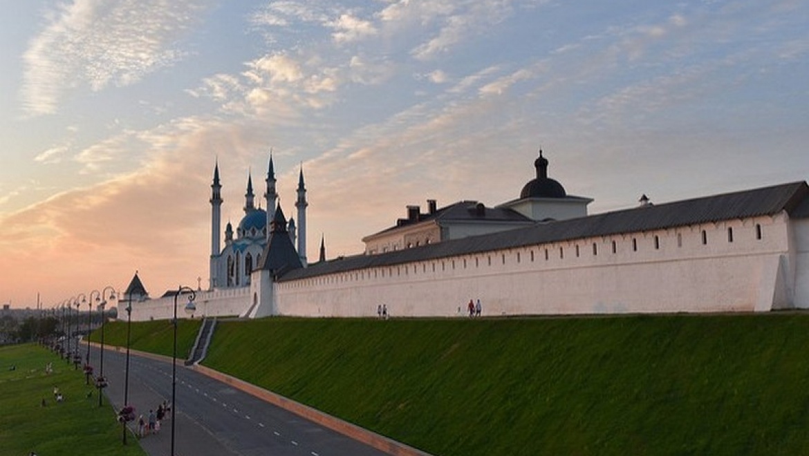 За 2 дня в Казани более сотни туристов получили помощь от волонтеров проекта «I help Kazan»