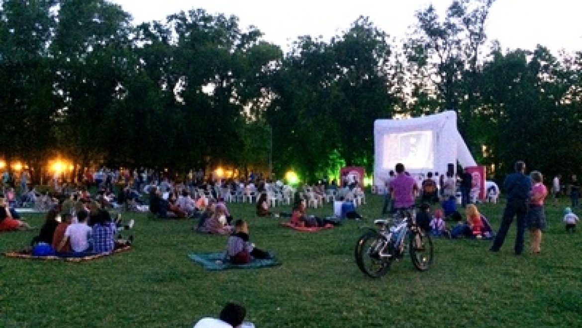 В казанском парке «Крылья Советов» покажут картину Гайдая