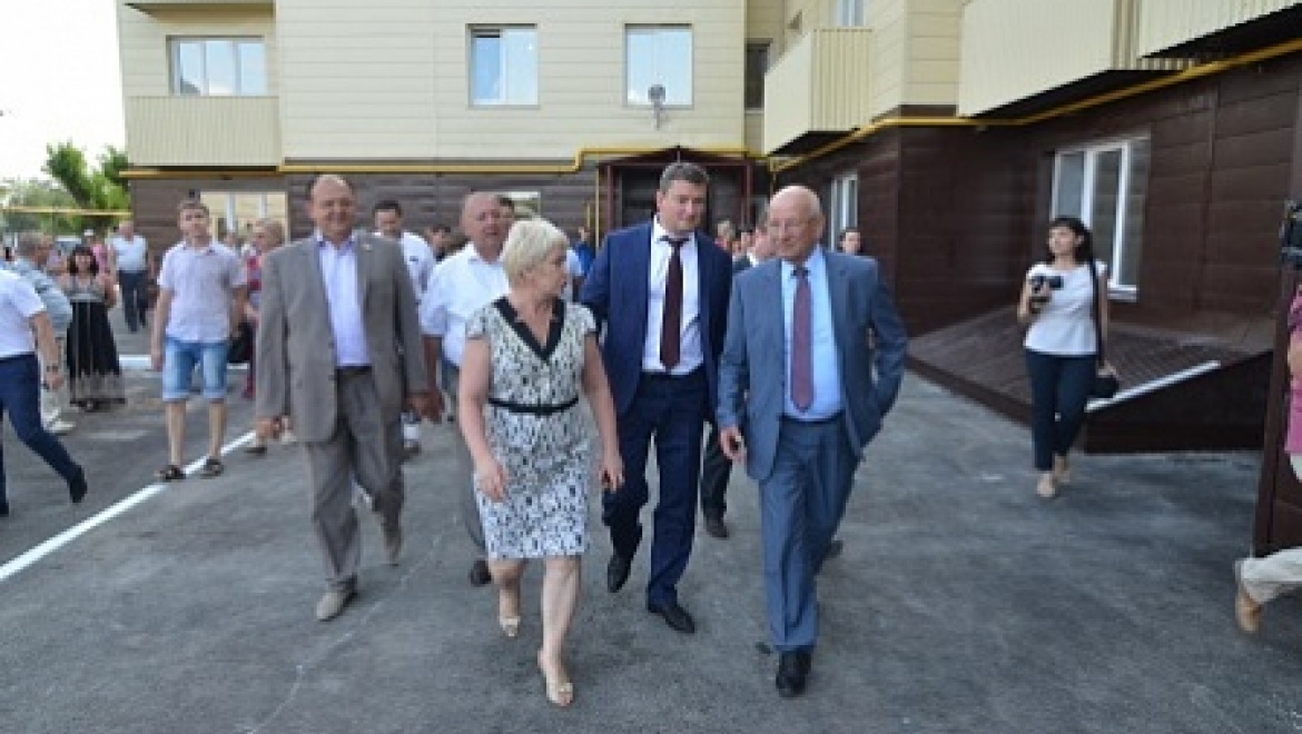 Общими усилиями завершилась социально значимая стройка на ул. Заводской