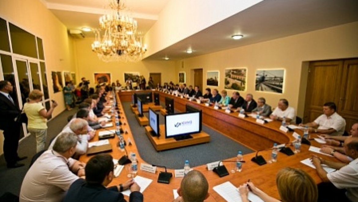 В Орске обсудили перспективные направления развития промышленности в регионе