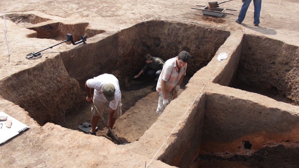 На территории Оренбургской области проводятся раскопки гигантского сарматского некрополя
