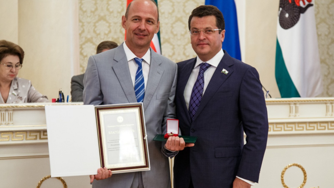 Ильсур Метшин вручил государственные и городские награды