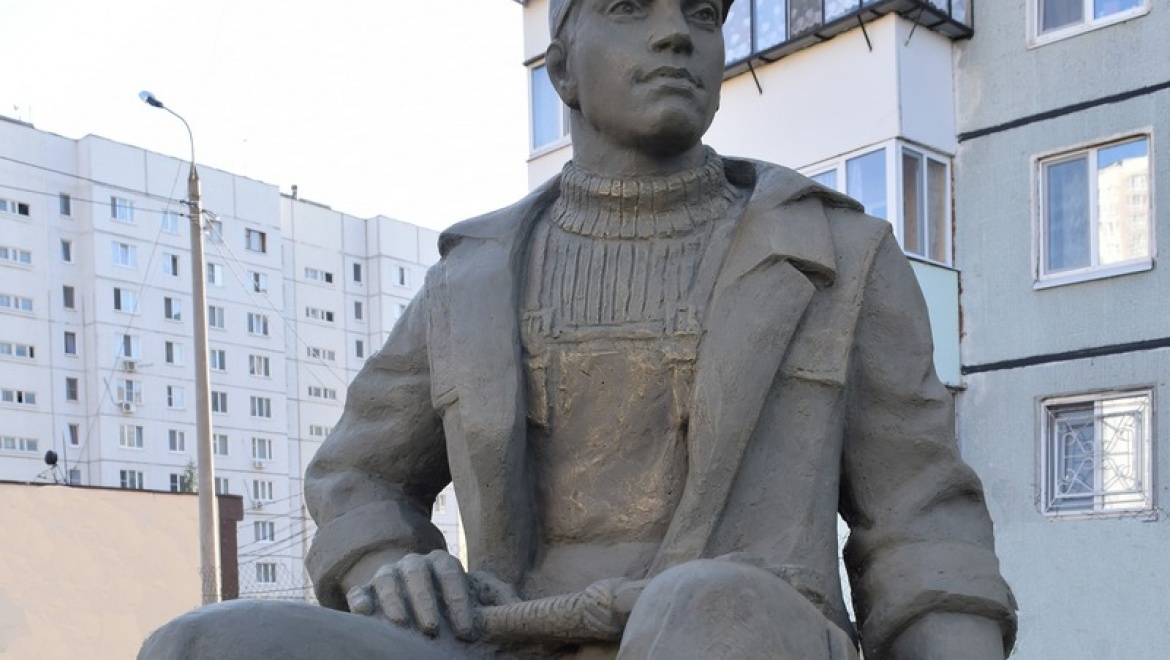 В Казани появилась скульптура, посвященная профессии слесаря-сантехника