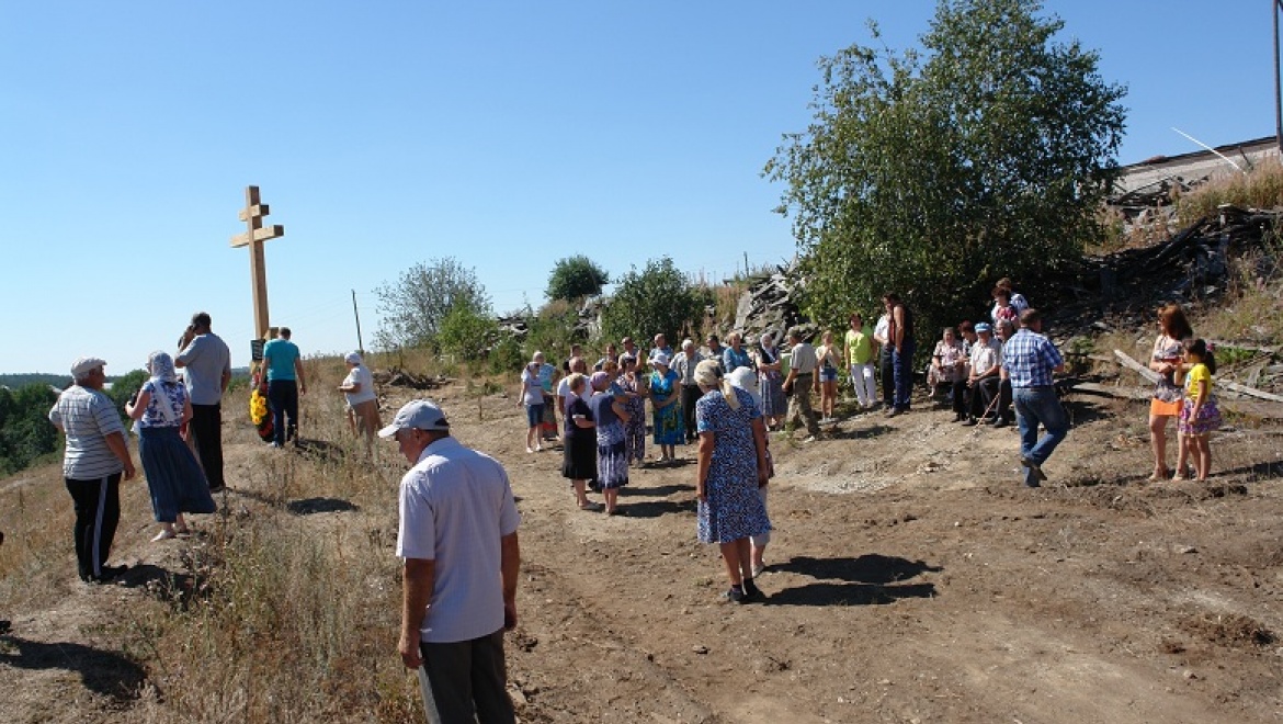 В Зилаире установлен Поклонный Крест на месте расстрела крестьян Орского уезда