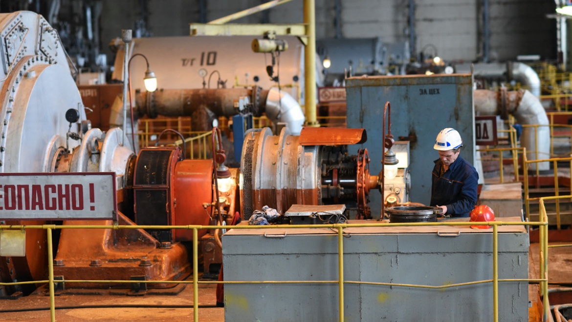 Теплоэнергетики усиленно готовят станции к пику зимних нагрузок