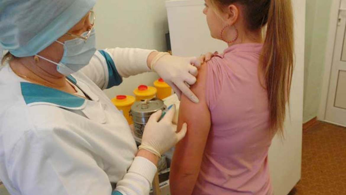 Более 185 тысяч оренбуржцев сделали прививку от гриппа