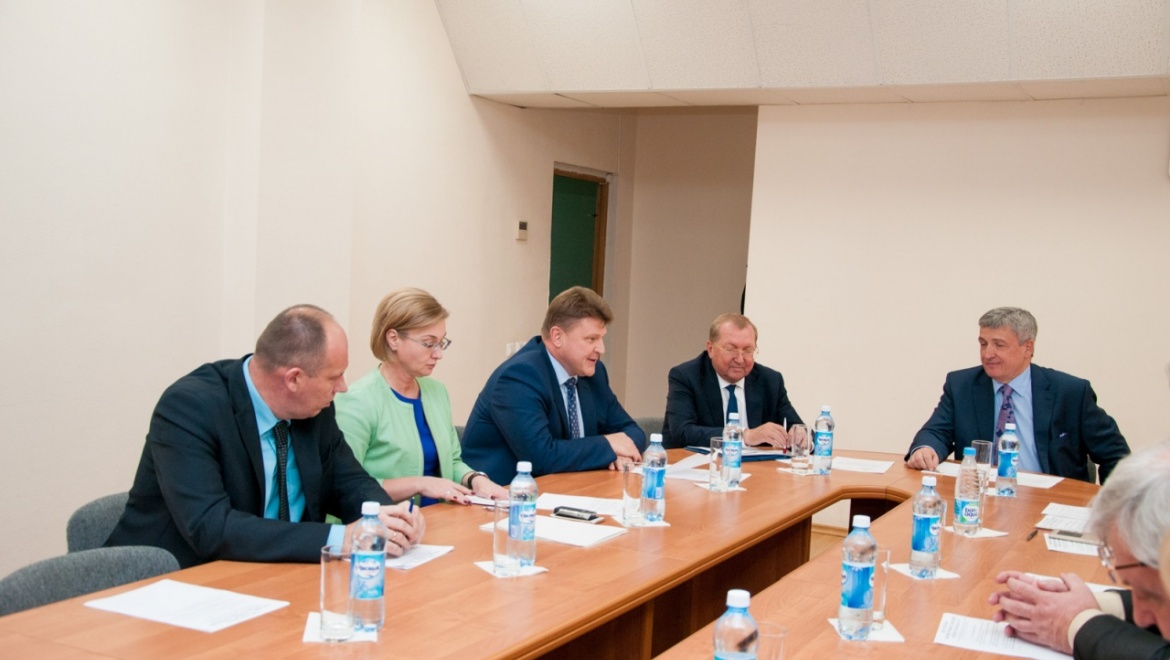 Молодому учёному ОГУ вручено свидетельство на получение гранта Президента РФ