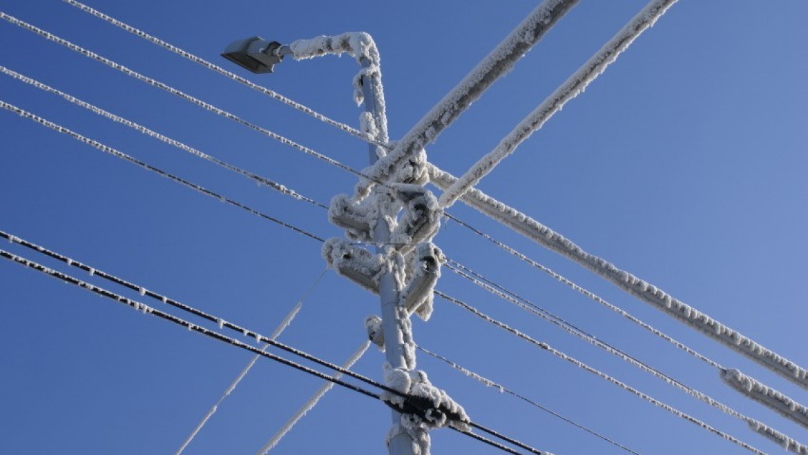 Энергетики призывают жителей соблюдать осторожность