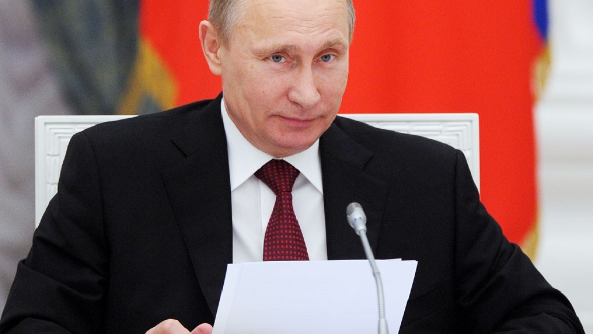 Владимир Путин наградил оренбуржцев за обеспечение энергоснабжения Крыма
