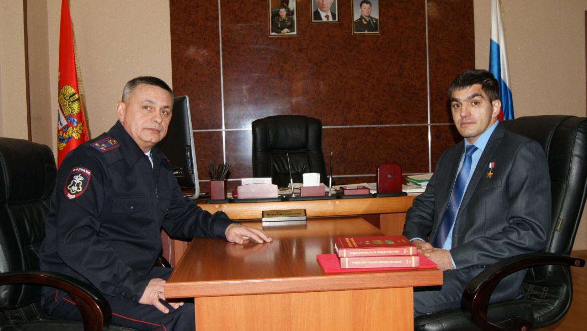 Герой России Раис Мустафин принимает поздравления