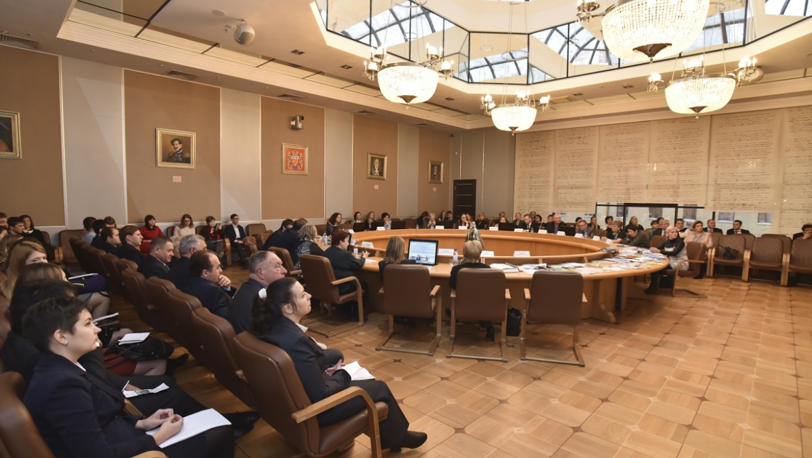 Ученые – лауреаты областного конкурса грантов  подвели итоги