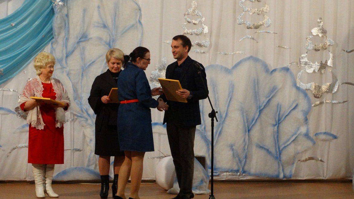 В округах стартовала череда новогодних мероприятий