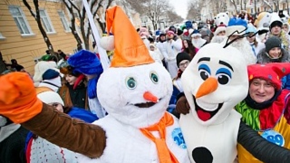 Шоу снеговиков и открытие главной елки города