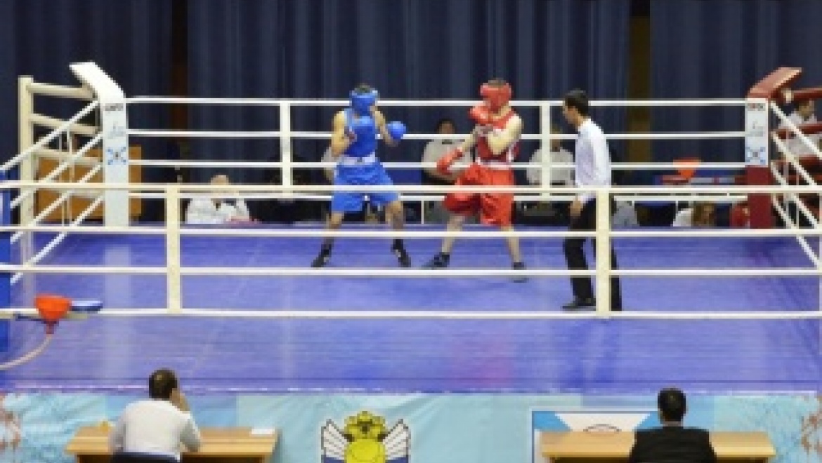 В Оренбург съехались сильнейшие боксёры-юниоры