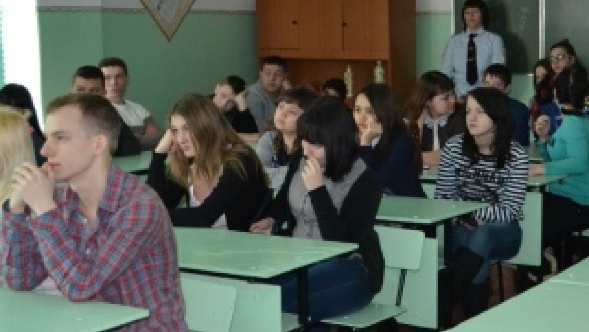 Акцию «Студенческий десант» провели в филиале Шарлыкского технического техникума