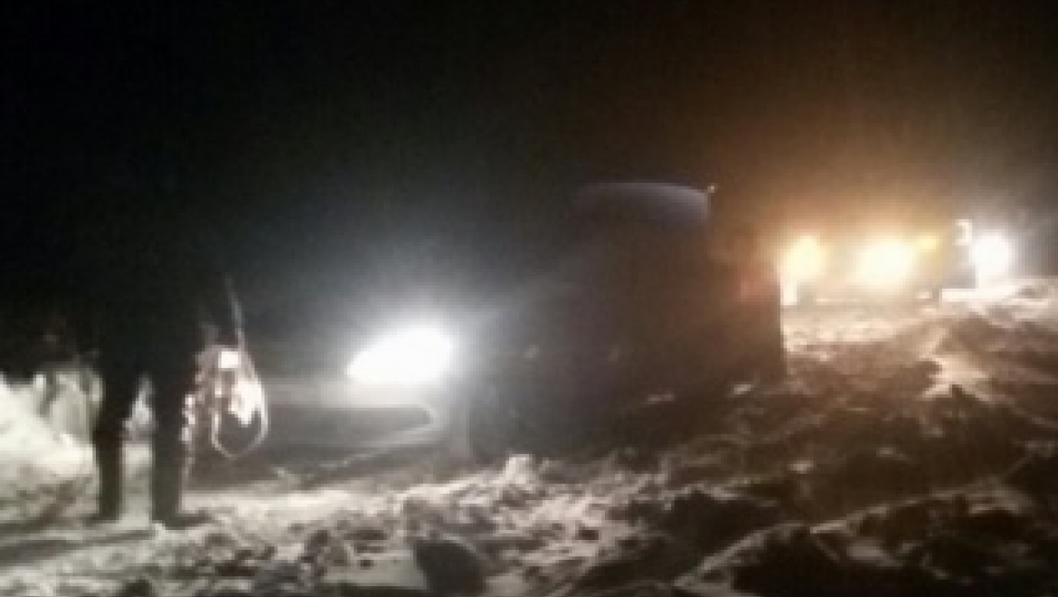 Спасатели помогли рыбакам