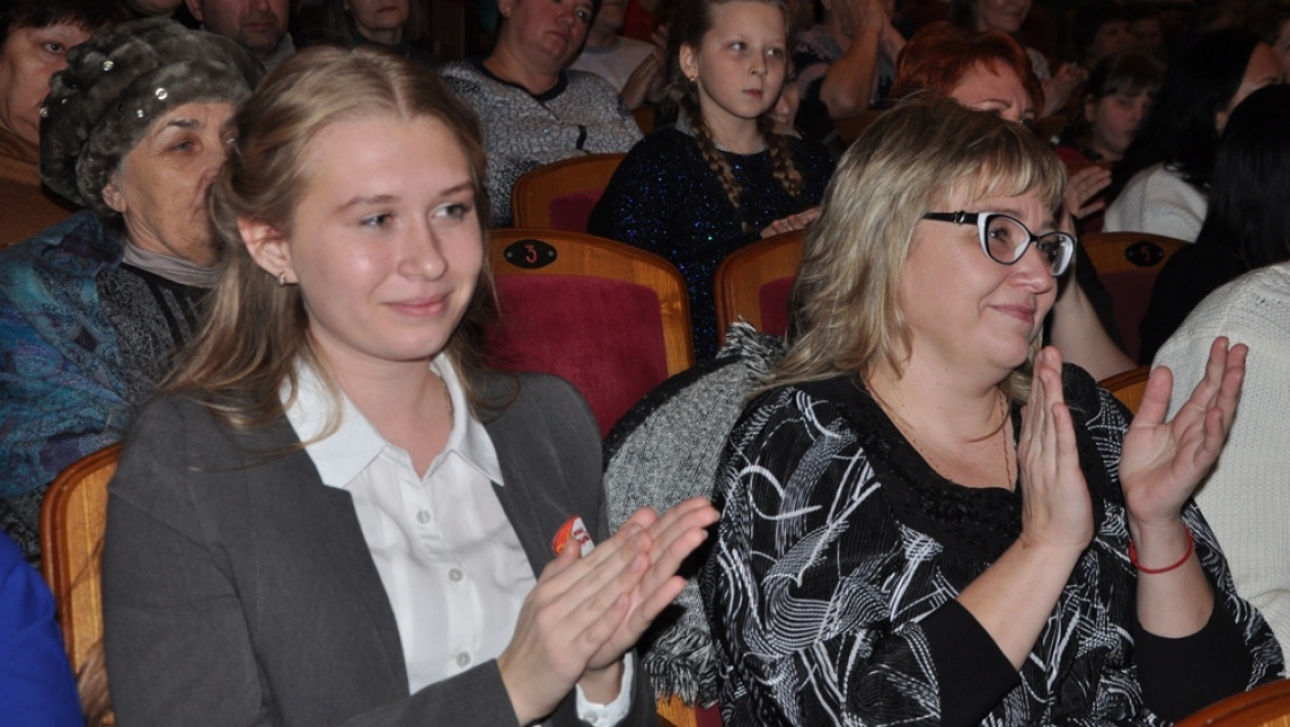 Оренбургский лицей №8 отметил свой 80-летний юбилей