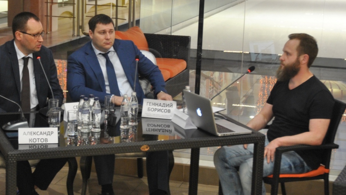 Реконструкции набережной Урала быть!