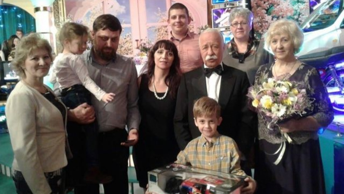 Пенсионерка из Соль-Илецка стала участницей "Поле чудес"