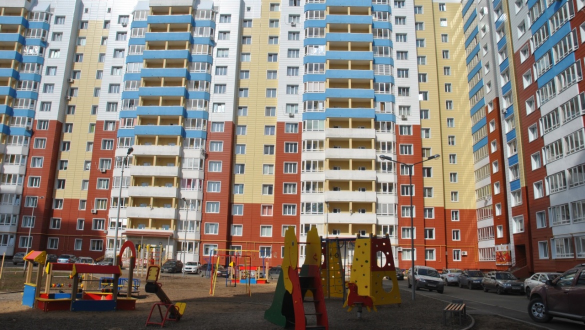 Городские чиновники проверили в каких условиях живут дети-сироты