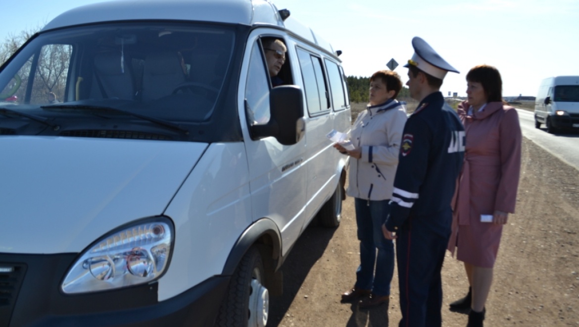 Кадеты вышли в рейд с сотрудниками ДПС