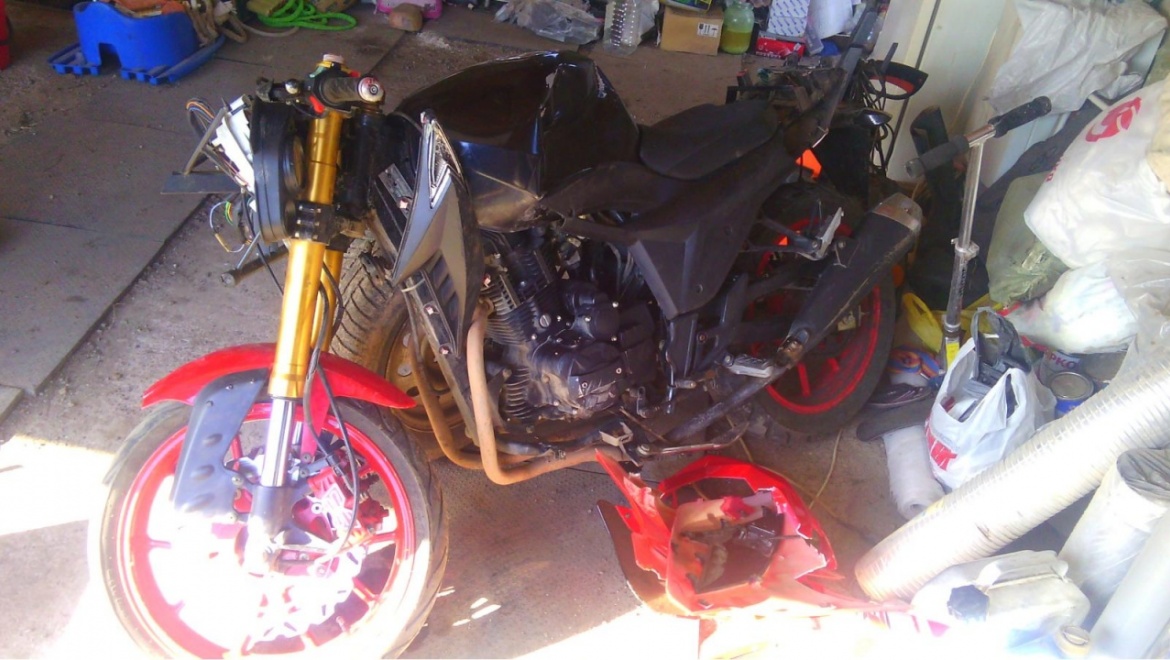 В Подгородней Покровке водитель скутера перевернулся на дороге и погиб