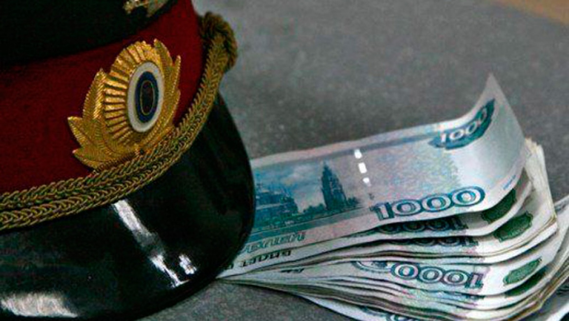 Полицейский задержан за взятку 