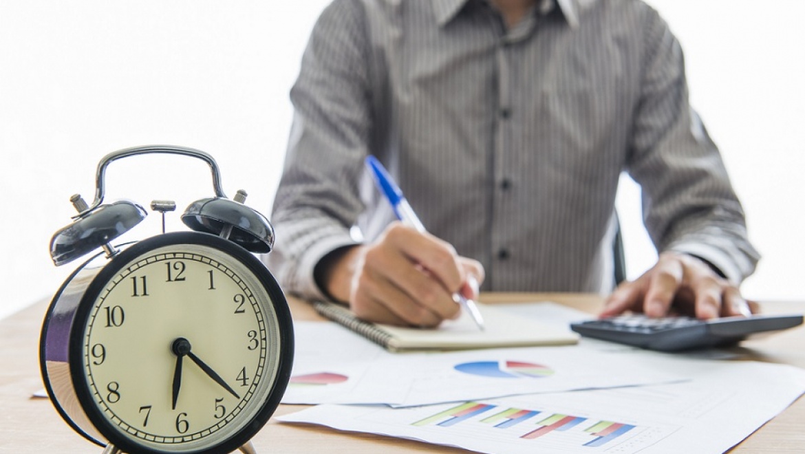 77% сотрудников оренбургских компаний работают сверхурочно