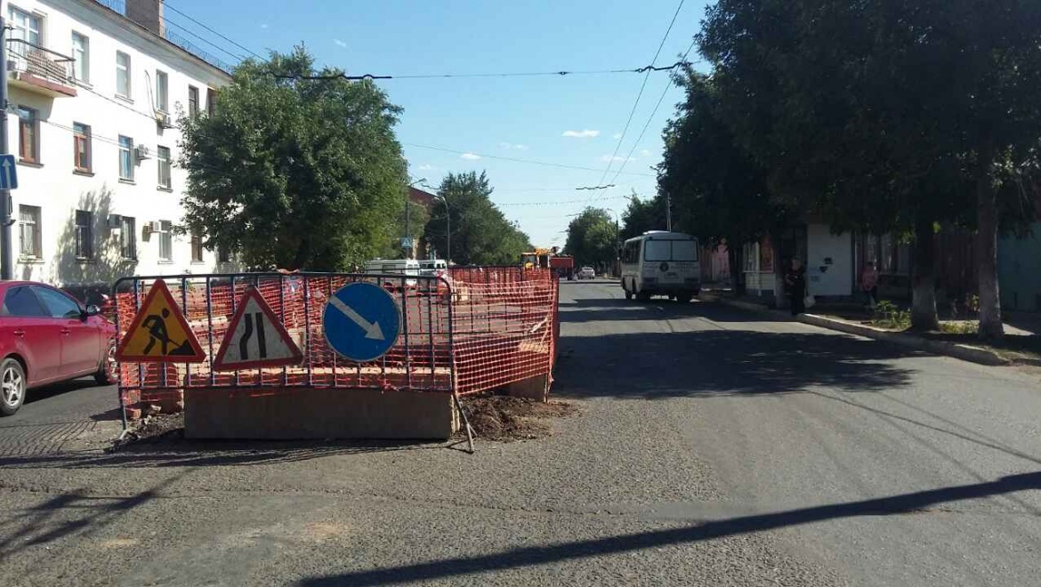 На Чичерина идет ремонт водовода