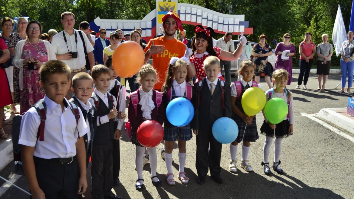 «Соберем ребенка в школу!» в Северном округе 