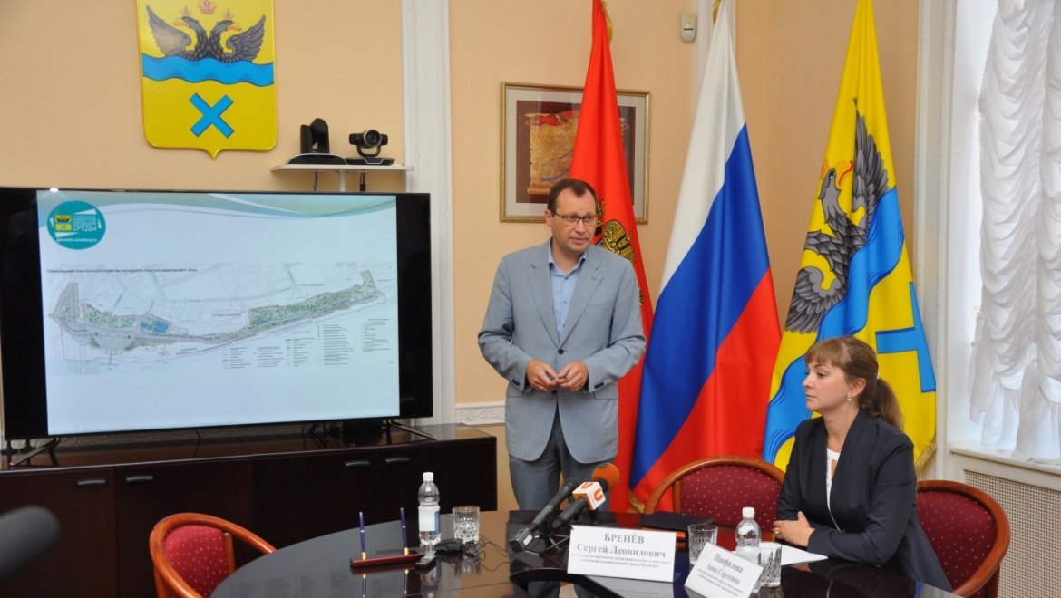 В Оренбурге закрывают все спуски к Уралу и пешеходному мосту