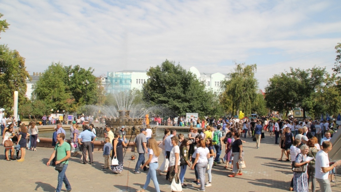 Фестиваль «ВместеЯрче» удивил оренбуржцев научными шоу