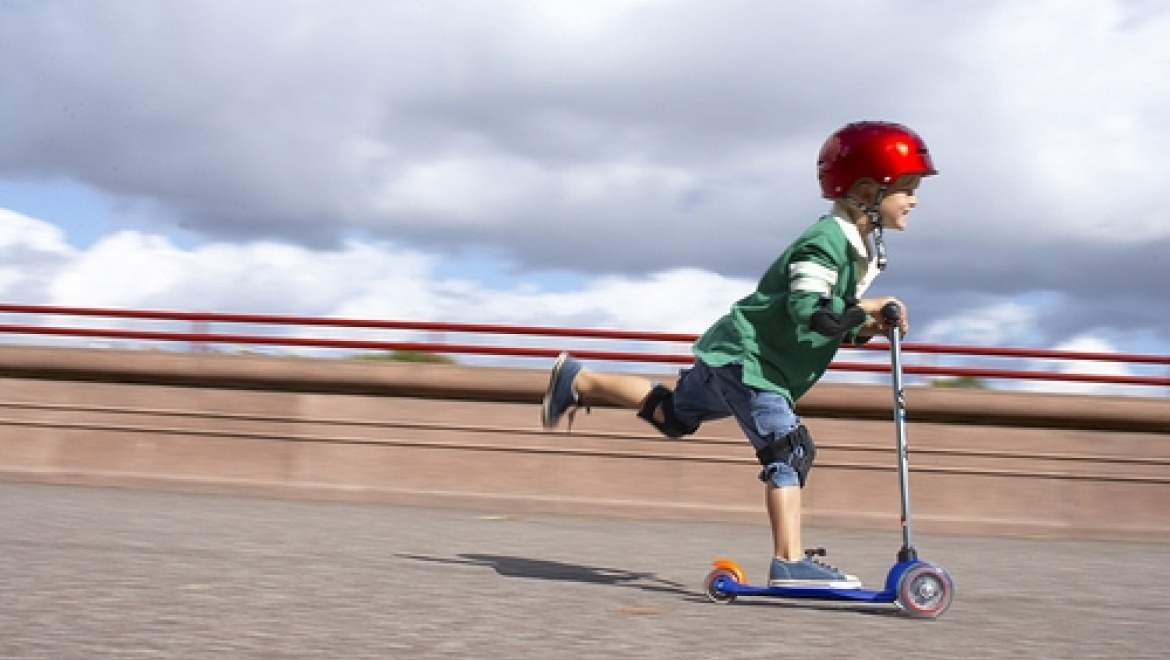 Девушка, верните самокат!