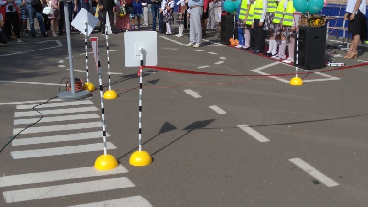 Юных пешеходов Оренбурга будут обучать правилам ПДД на специальной учебной площадке